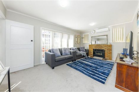 Photo of property in 37 Puriri Road, Manurewa, Auckland, 2102