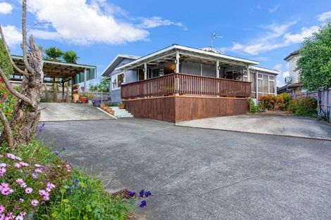 Photo of property in 80 Buckland Road, Mangere East, Auckland, 2024