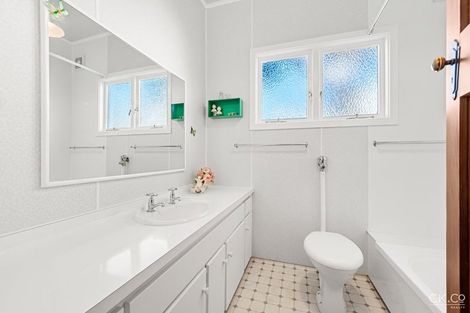 Photo of property in 64 Totara Crescent, Woburn, Lower Hutt, 5011