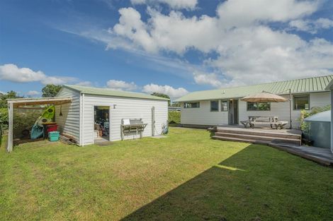 Photo of property in 23 Hawk Hill Crescent, Cooks Beach, Whitianga, 3591