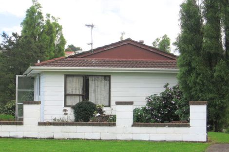 Photo of property in 77 Brunner Road, Glen Eden, Auckland, 0602