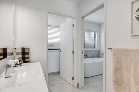 Photo of property in 11 Sarcodia Place, Papamoa Beach, Papamoa, 3118