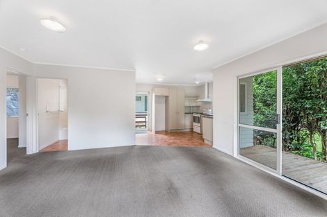 Photo of property in 122 Sandspit Road, Shelly Park, Auckland, 2014
