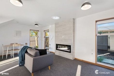 Photo of property in 1/121 Wilsons Road, Saint Martins, Christchurch, 8022