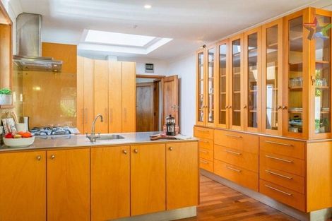 Photo of property in 69 Norton Park Avenue, Fairfield, Lower Hutt, 5011