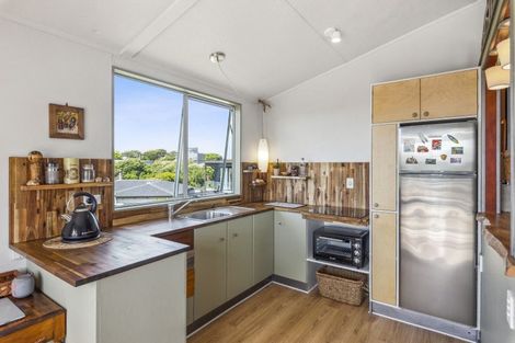Photo of property in 42 Rodney Avenue, Te Horo Beach, Otaki, 5581