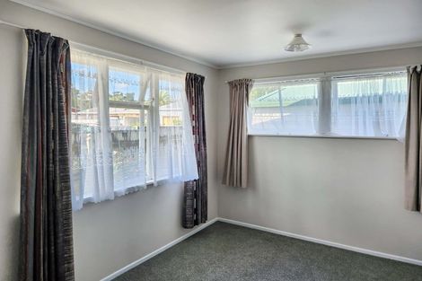 Photo of property in 40 Oregon Drive, Maoribank, Upper Hutt, 5018