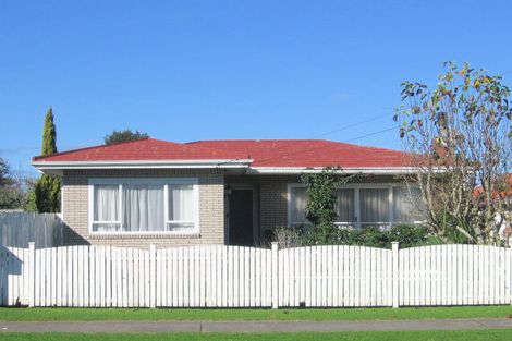 Photo of property in 2/28 Caspar Road, Papatoetoe, Auckland, 2025