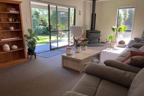Photo of property in 5 Exton Street, Redwood, Christchurch, 8051