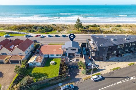 Photo of property in 208a Marine Parade, Mount Maunganui, 3116