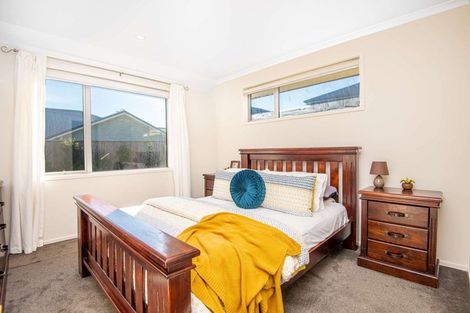 Photo of property in 127 John Burke Drive, Aotea, Porirua, 5024