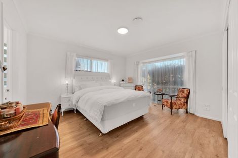 Photo of property in 21 Lothian Brae, Wattle Downs, Auckland, 2103