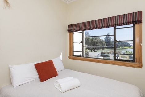 Photo of property in 75 Esplanade, Kaiti, Gisborne, 4010