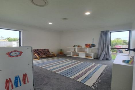Photo of property in 8 Pacific Street, Waiuku, 2123