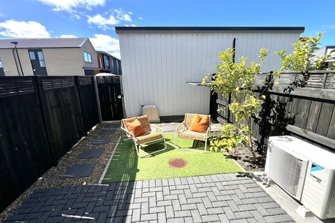 Photo of property in 60 Manarini Road, Westgate, Auckland, 0614