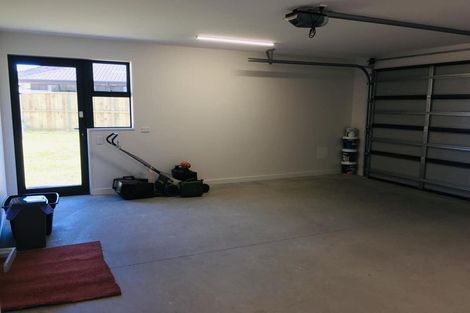 Photo of property in 13 Pennycook Place, Lake Hawea, 9382