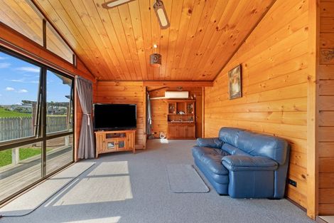 Photo of property in 10a Alpha Avenue, Coastlands, Whakatane, 3120