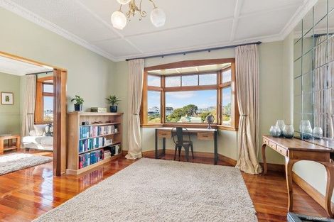 Photo of property in 20 Barton Terrace, Thorndon, Wellington, 6011