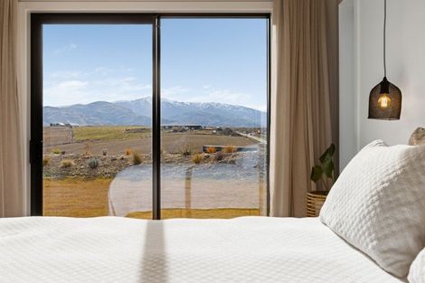 Photo of property in 30 Porter Lane, Springvale, Alexandra, 9391