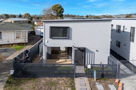 Photo of property in 7/9 Wilson Place, Papakura, 2110