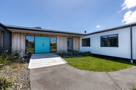Photo of property in 527 Frankley Road, Hurworth, New Plymouth, 4371