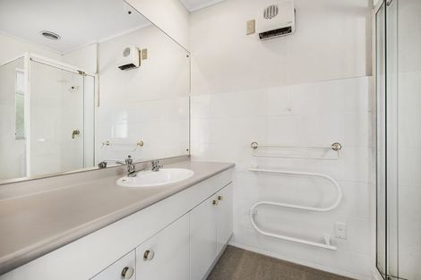 Photo of property in 5/31 Nicholas Road, Somerville, Auckland, 2014