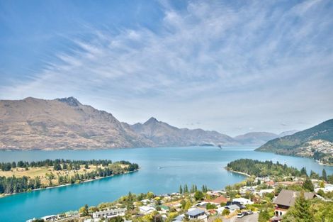 Photo of property in 11/63-69 Edinburgh Drive, Queenstown, 9300