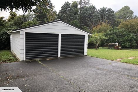 Photo of property in 15 The Grove, Titirangi, Auckland, 0604