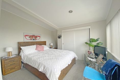 Photo of property in 1/9 Barcroft Place, Clendon Park, Auckland, 2103