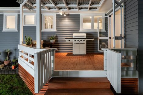 Photo of property in 32 Esk Street, Parkvale, Tauranga, 3112