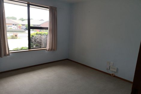 Photo of property in 59 Apsley Drive, Avonhead, Christchurch, 8042