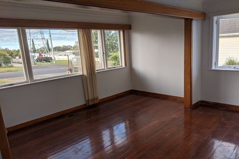 Photo of property in 8 Brains Road, Kelston, Auckland, 0602