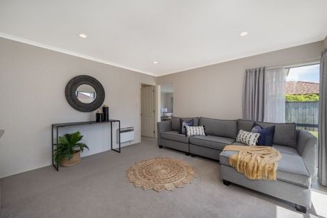 Photo of property in 11 Redcastle Drive, East Tamaki, Auckland, 2013