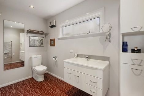 Photo of property in 33 Mckinley Crescent, Brooklyn, Wellington, 6021