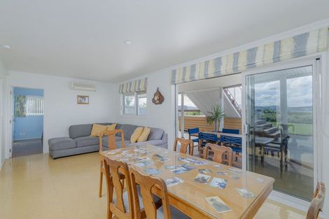 Photo of property in 85 Captain Cook Road, Cooks Beach, Whitianga, 3591
