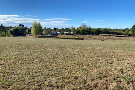 Photo of property in 4 Berkers Road, Ngahinapouri, Hamilton, 3290