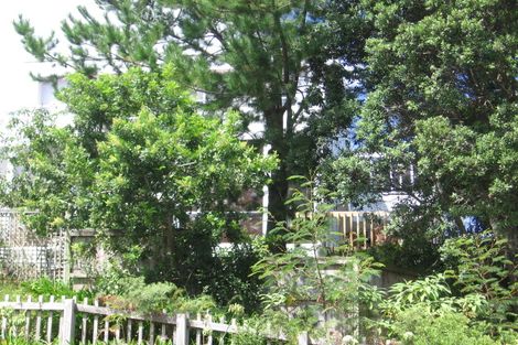 Photo of property in 74a Saddleback Rise, Murrays Bay, Auckland, 0630