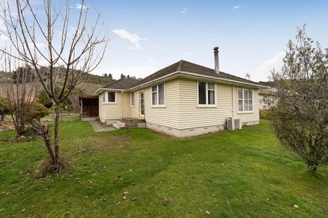 Photo of property in 44 Goldfinch Street, Taihape, 4720