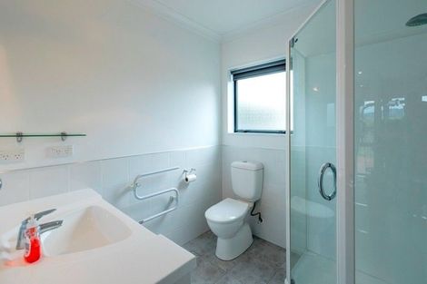 Photo of property in 62 The Drive, Paraparaumu Beach, Paraparaumu, 5032