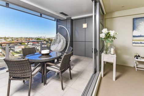 Photo of property in Maison Apartments, 308/16 Huron Street, Takapuna, Auckland, 0622