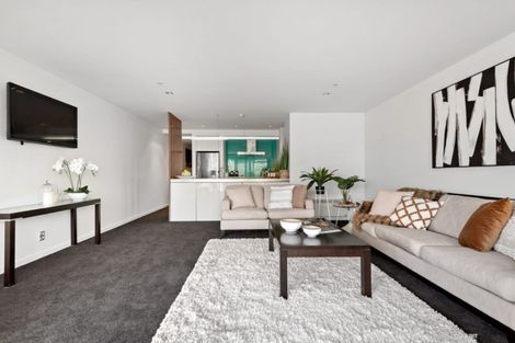 Photo of property in Piermont Apartments, 7b/82 Cable Street, Te Aro, Wellington, 6011