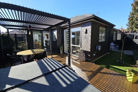 Photo of property in 73 Bert Wall Drive, Omokoroa, 3114