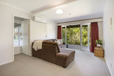 Photo of property in 21 Vienna Place, Birkenhead, Auckland, 0626