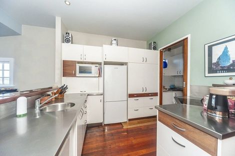 Photo of property in 19 Overtoun Terrace, Hataitai, Wellington, 6021