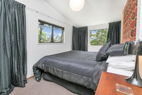 Photo of property in 367 Triangle Road, Henderson, Auckland, 0610