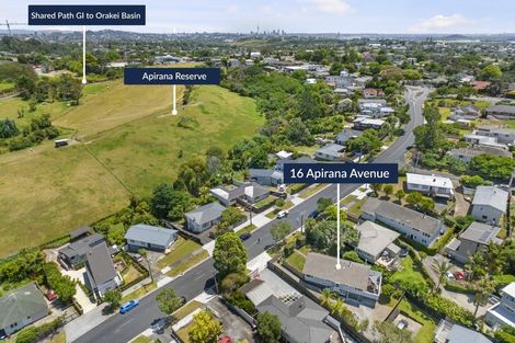 Photo of property in 16 Apirana Avenue, Glen Innes, Auckland, 1072