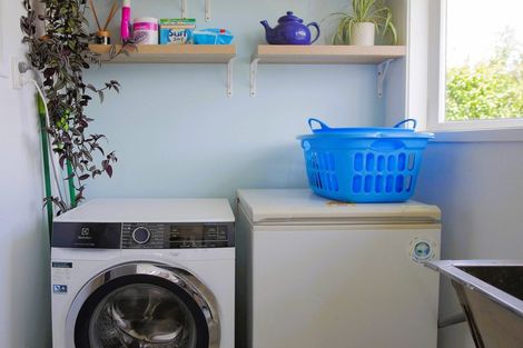 Photo of property in 79 Robinson Crescent, Westbrook, Palmerston North, 4412