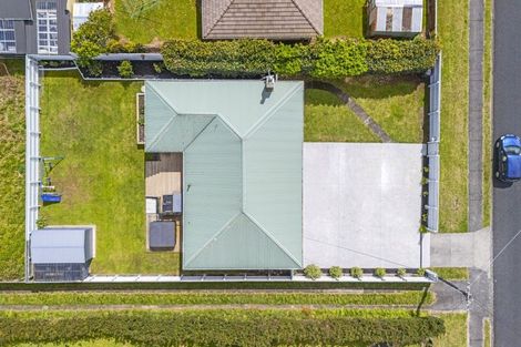 Photo of property in 130 Seaview Road, Westown, New Plymouth, 4310
