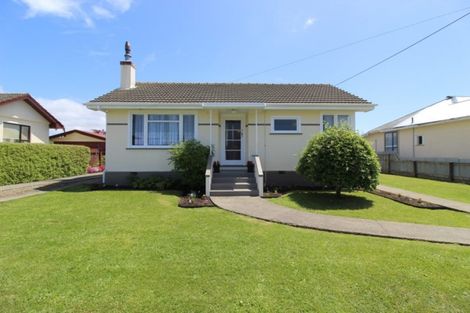 Photo of property in 4 Moorhouse Street, Waimate, 7924