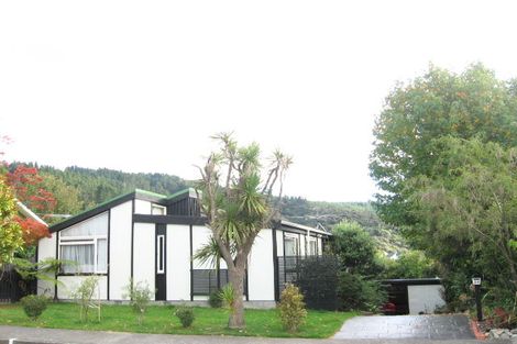 Photo of property in 30 Sunbrae Drive, Silverstream, Upper Hutt, 5019